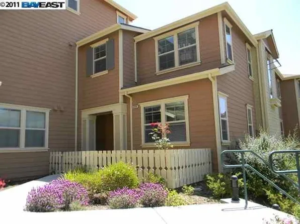 6088 Old Quarry Loop, Oakland, CA 94605