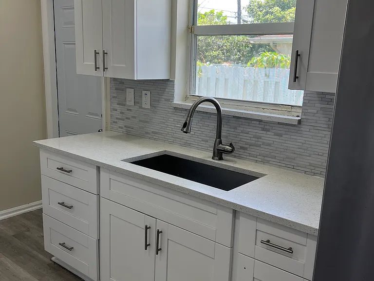 6324 Taylor St — Photo 17