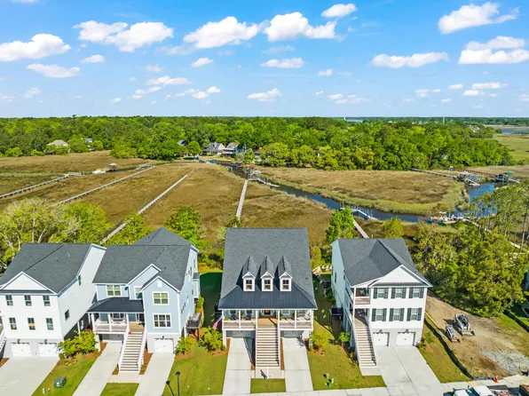 2218 Waterfowl Ln, Charleston, SC 29414
