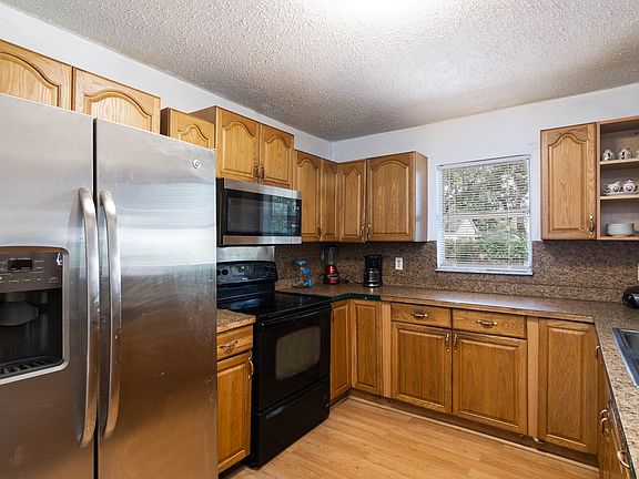 Large kitchen