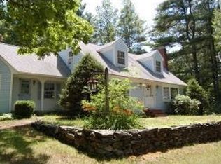 25 Tuttle Ln, Dover, NH 03820