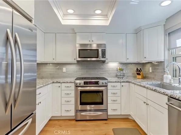 8566 Sierra 912 #D, Huntington Beach, CA 92646