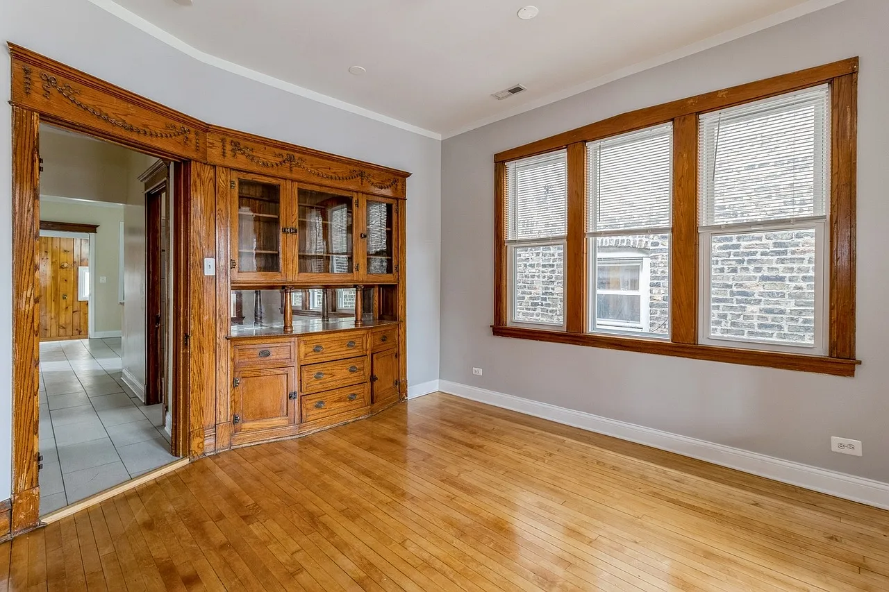 3 bed, 1550 sqft, $2,300 — Photo 3