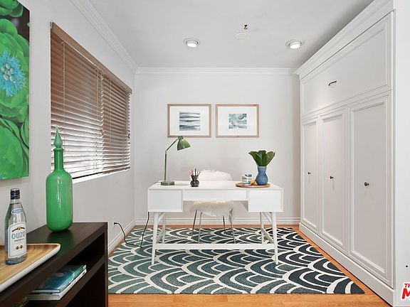 3rd image of 6712 Hillpark Dr APT 208