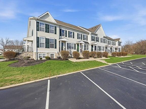 4th image of 7274 Colonial Affair Dr #11