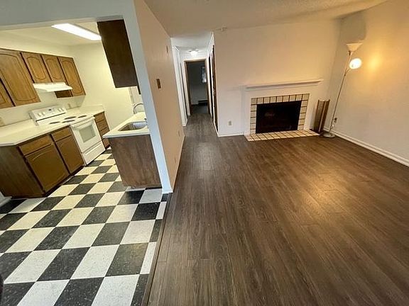 3rd image of 4830 S 187th Pl APT D101