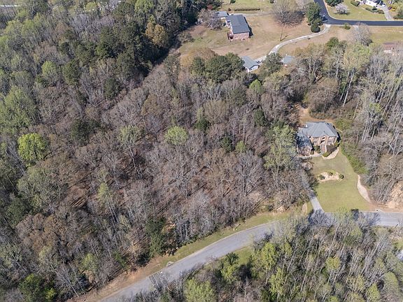 3rd image of 100 Longcreek Dr