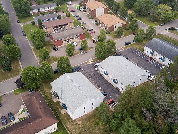 4th image of 919, 927, 1003 Briar Lane #1-24