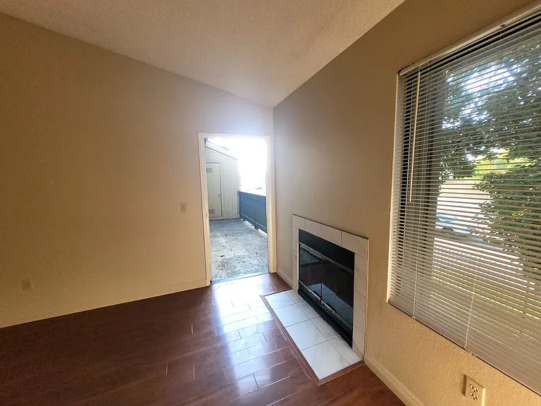 3941 Madison Ave #200 — Photo 9