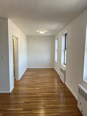 Rented by NYC Empire Realty Inc | media 3