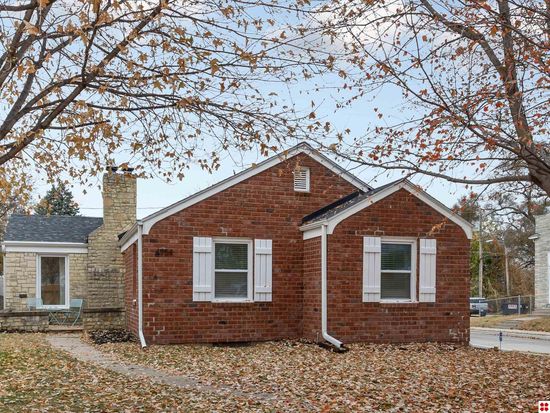 4954 Ohio St, Omaha, NE 68104