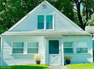 9 Kellogg Avenue, Colonie, NY 12304