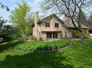 19875 Trilby Ct, Brookfield, WI 53045