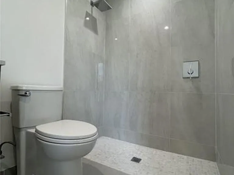 4741 SW 135th Pl — Photo 16