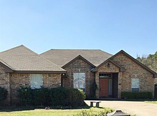 770 Lee Cir, Reno, TX 75462