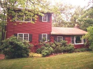 8 Quince Tree Ln, West Milford, NJ 07480