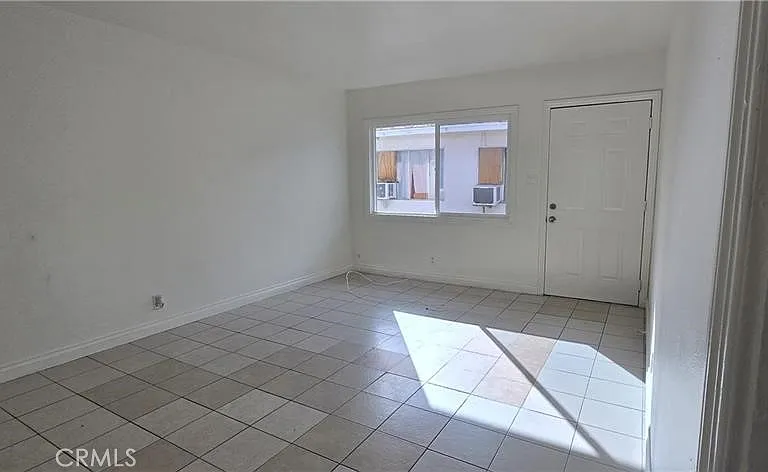 1095 E Nocta St #C — Photo 19