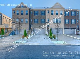 8909 Merriweather Ln, Upper Marlboro, MD 20774