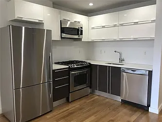 Rented by R New York