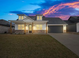 312 Daisy Ln, Robinson, TX 76706