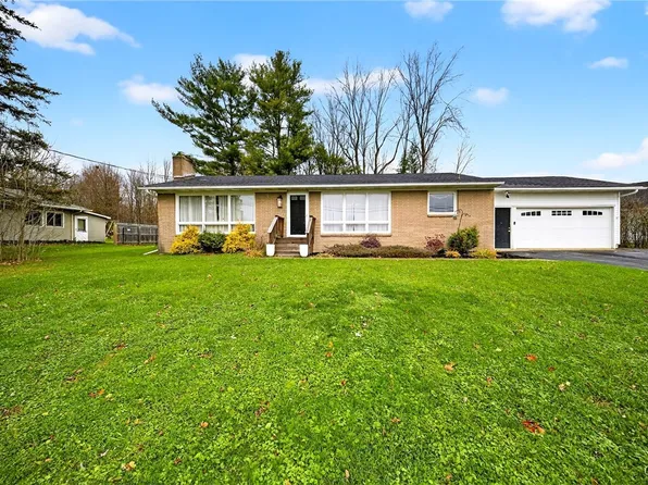 3541 Cold Springs Rd, Baldwinsville, NY 13027