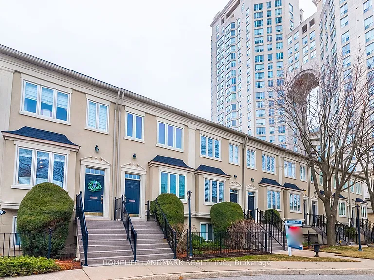 2283 Lake Shore Blvd W #B — Photo 2