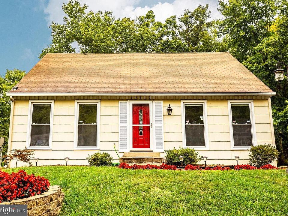 Welcome Home! Adorable Cape Cod!