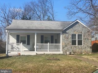 1948 Hileman Rd, Falls Church, VA 22043