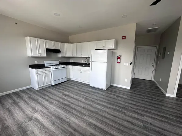 1576 Maple Ave #3, Hillside, NJ 07205
