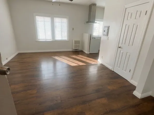 2723 San Marino St #12A, Los Angeles, CA 90006