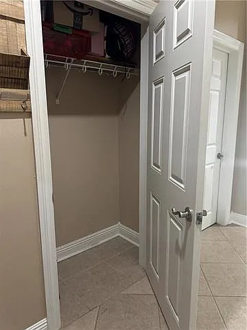2 bed, 2.0 bath, 1374 sqft, $1,750 — Photo 4