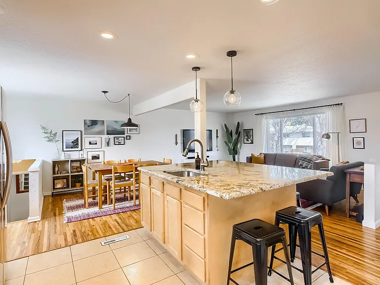 10976 W 62nd Ave — Photo 5