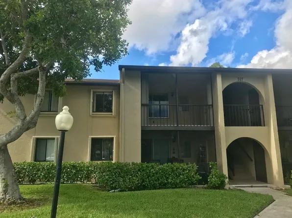 527 Shady Pine Way APT A2, Greenacres, FL 33415