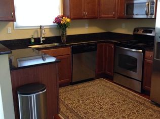 1400 Pine Row Ct, Saint Louis, MO 63146