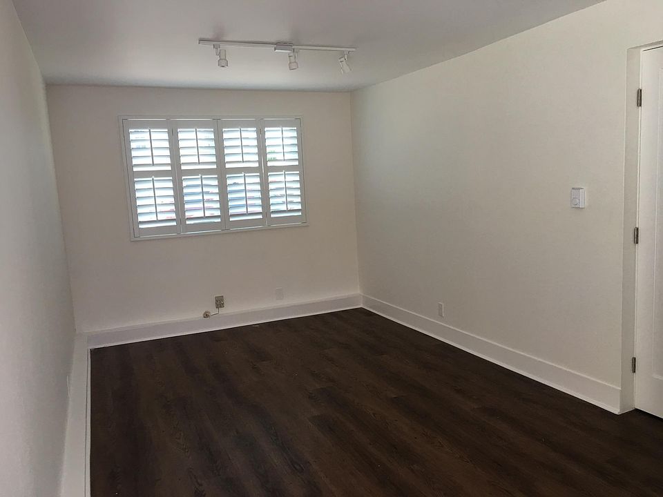 Living room/bedroom