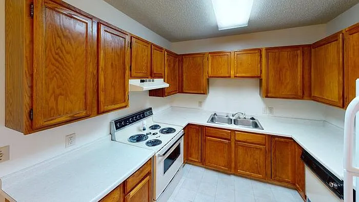 1706 E Main St #A5 — Photo 2