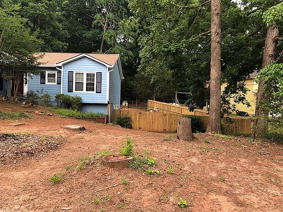 5th image of 2950 Windwood Trl