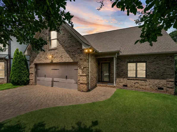 437 Ambiance Ct, Spartanburg, SC 29301