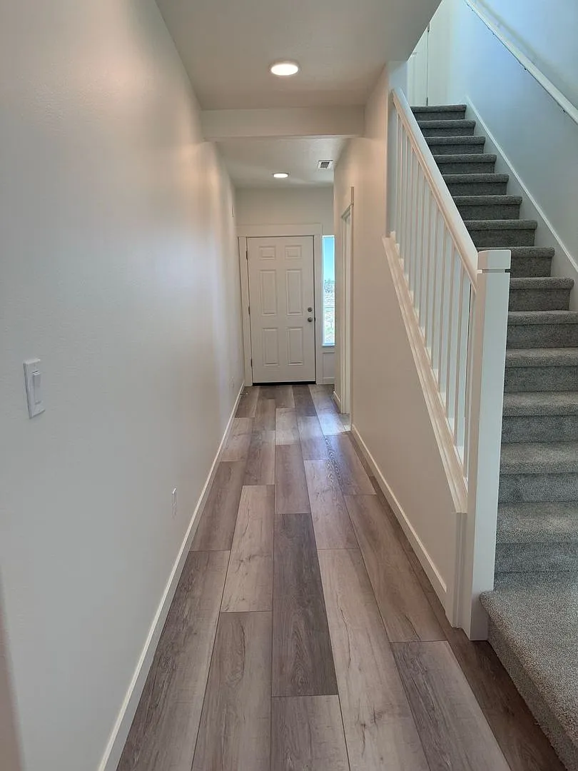 Move In Special! 1/2 Off First Month Rent - Brand New 3 Bedroom / 2.5 Bathroom Home In Parkside C... — Photo 2