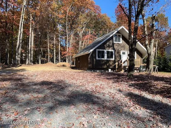 118 Tyrolean Way, Henryville, PA 18332