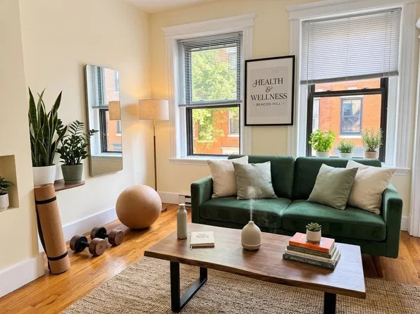 11 Grove St, Boston, MA