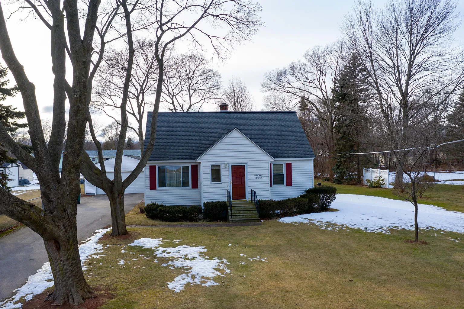 3133 McCracken St photo 1