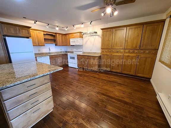 2nd image of 4150 Ridge Rd APT 5
