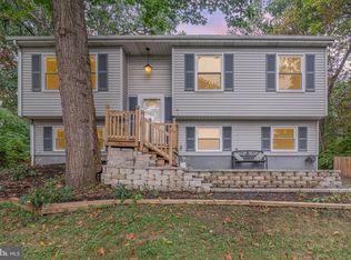 13 Eastwood Dr, Carlisle, PA 17015