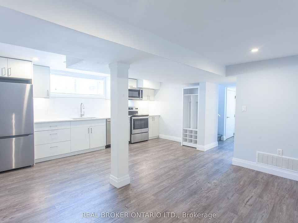 1st image of 397 Mississaga St W #Basement