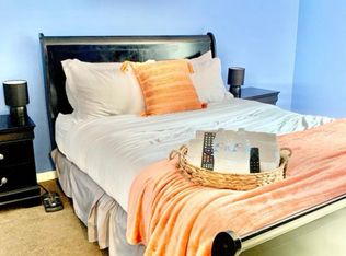 216 Romero Grove Ln, Hillsborough, NC 27278