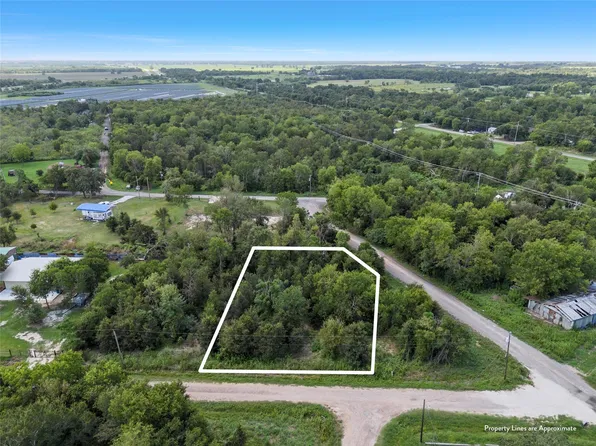 Bernard Ave, Marlin, TX 76661