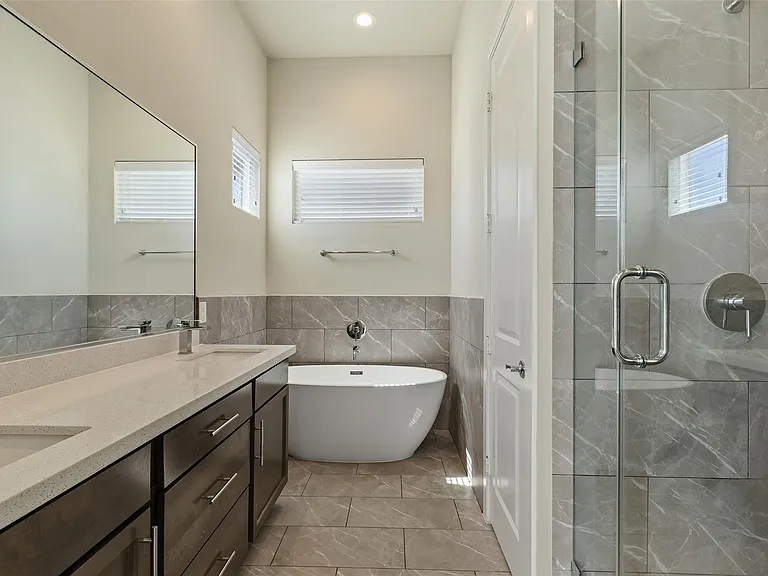 126 Knightsbridge Park Ln — Photo 10
