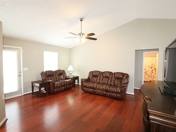 2nd image of 150 Indian Creek Dr