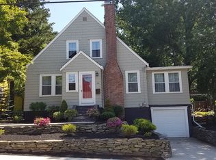 142 Lexington Ave, Cranston, RI 02910